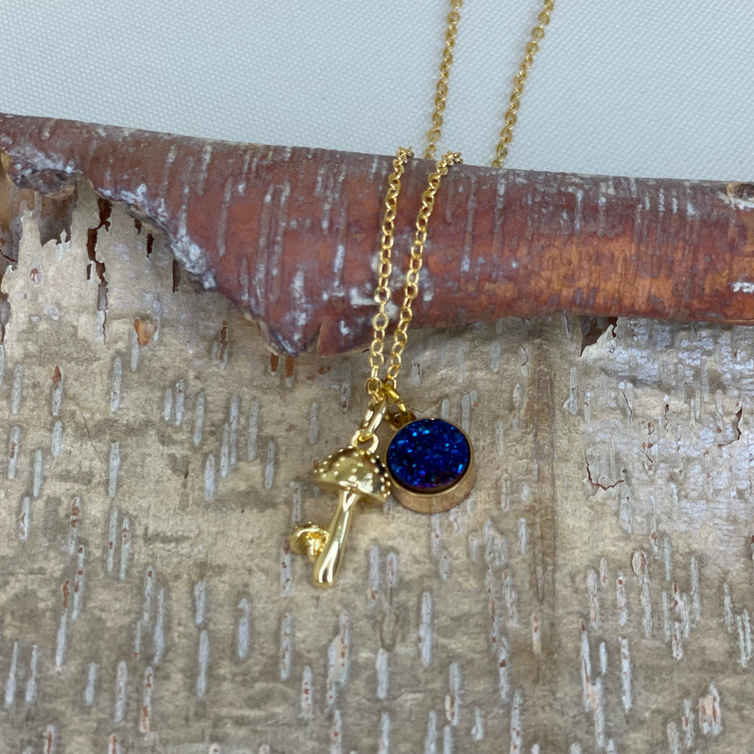 Guy pendants outlet